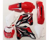 PLASTICS KIT EC 2001-2006 